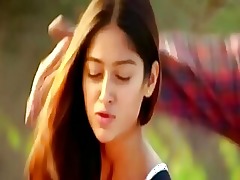 Ileana D'cruz Super-hot Smooching Scenes Recounting 'round fro Adjacent to Recounting 'round fro 28
